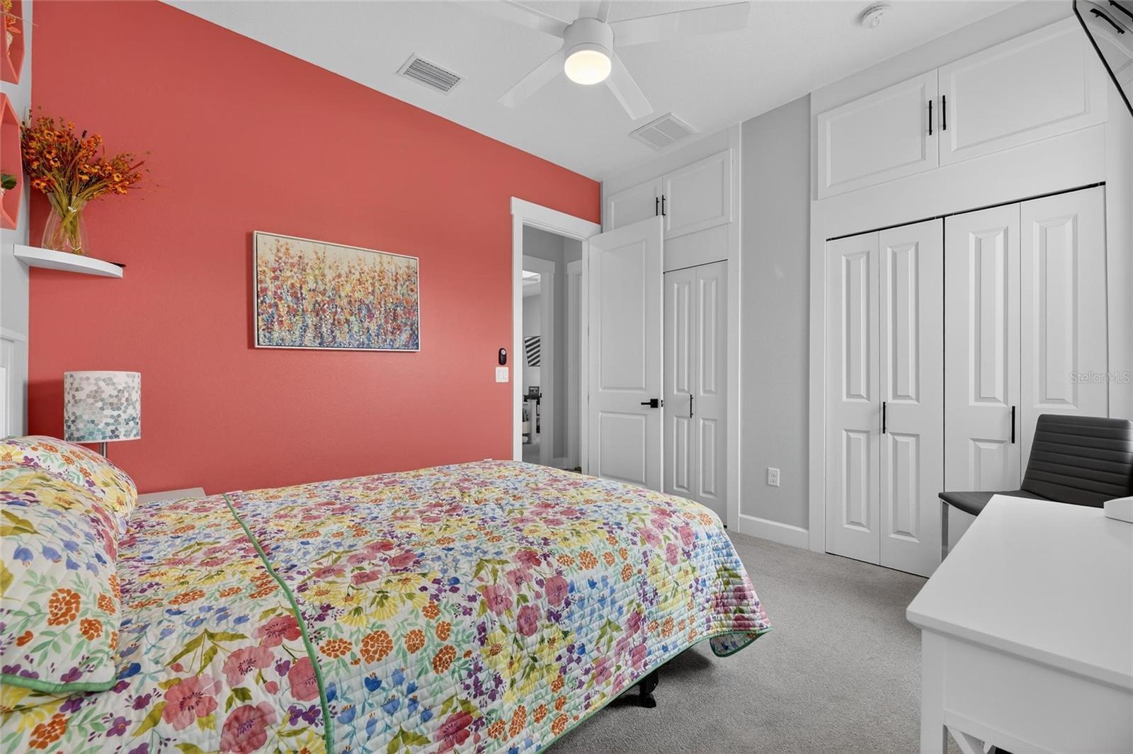 BAY LAKE RESIDENCE - Residential