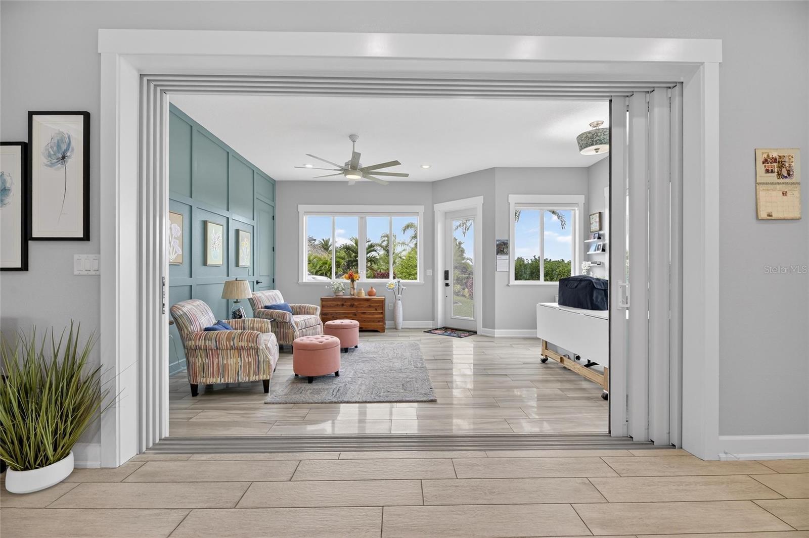 BAY LAKE RESIDENCE - Residential