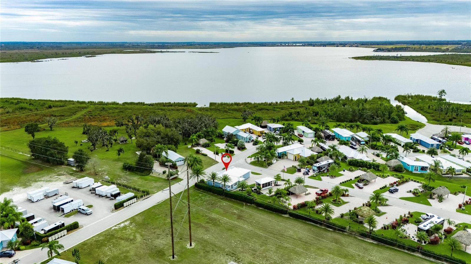 BAY LAKE RESIDENCE - Residential