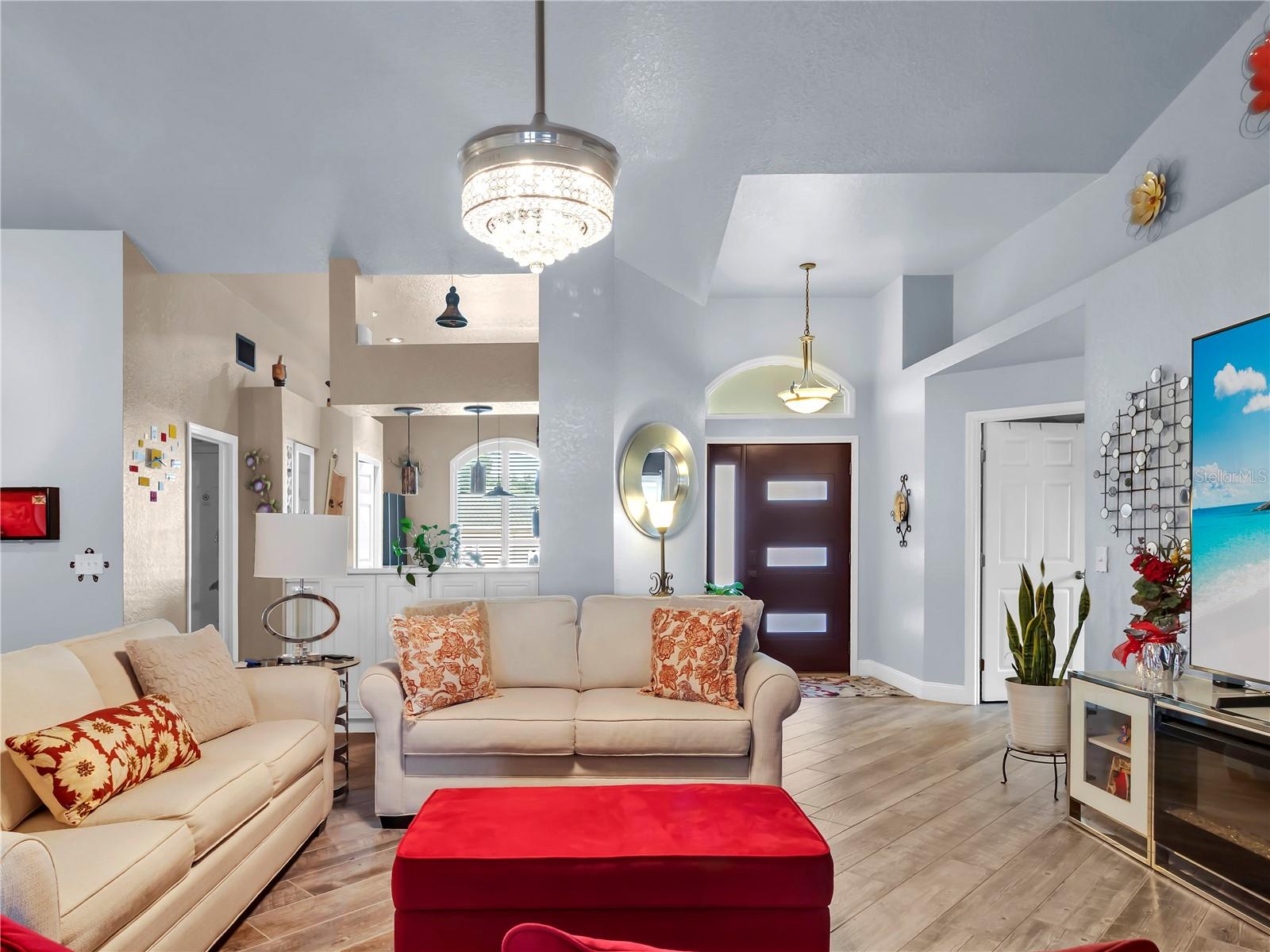 HUNTINGTON RIDGE - Residential