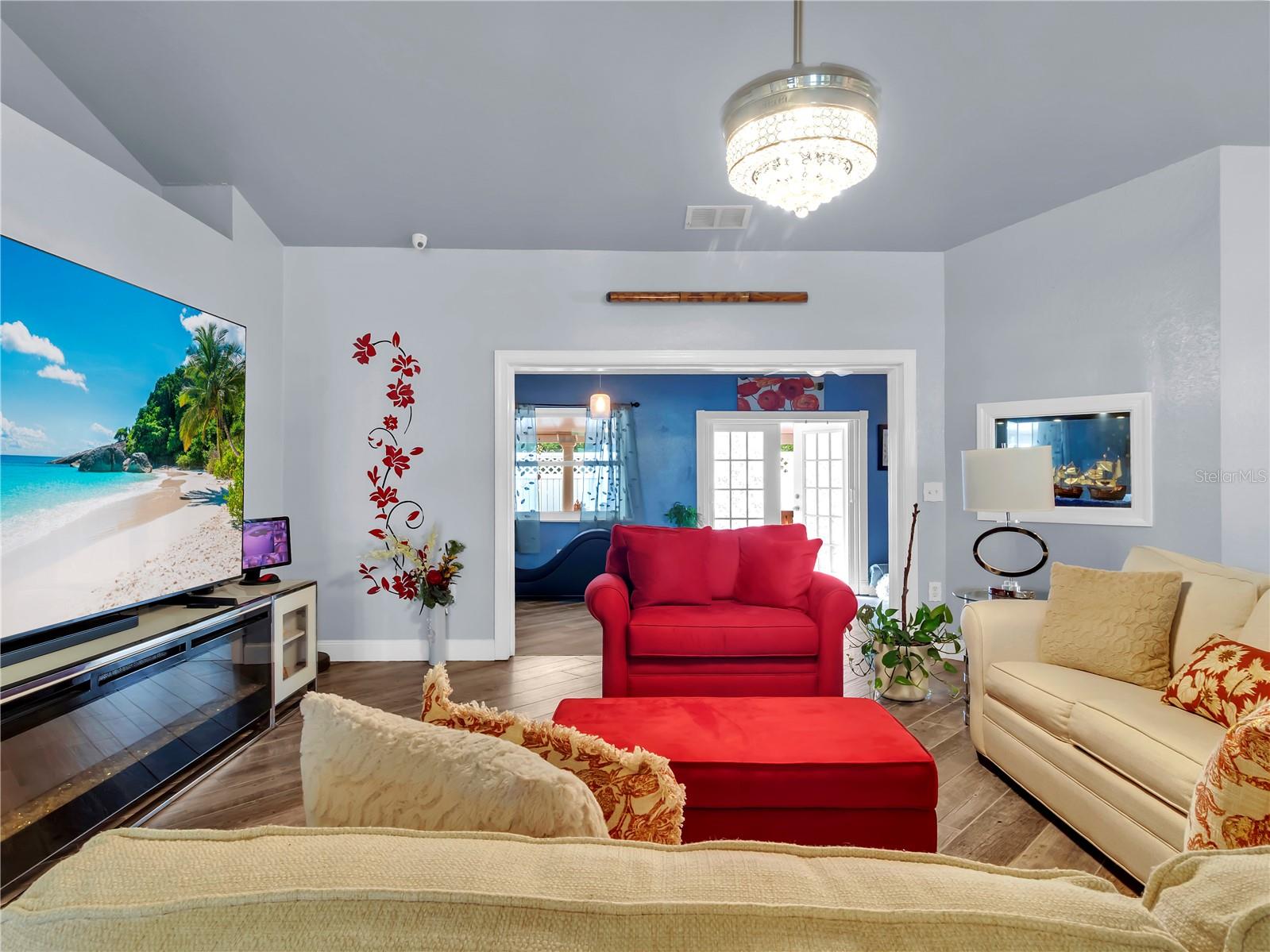 HUNTINGTON RIDGE - Residential