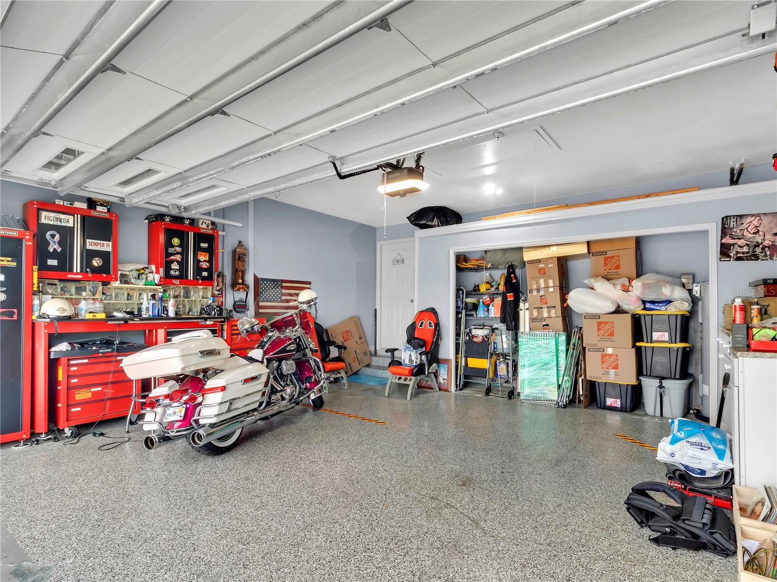 HUNTINGTON RIDGE - Residential