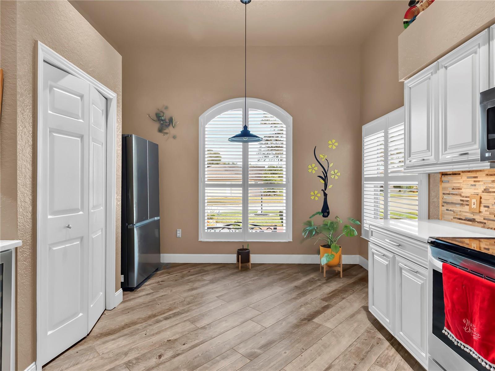 HUNTINGTON RIDGE - Residential