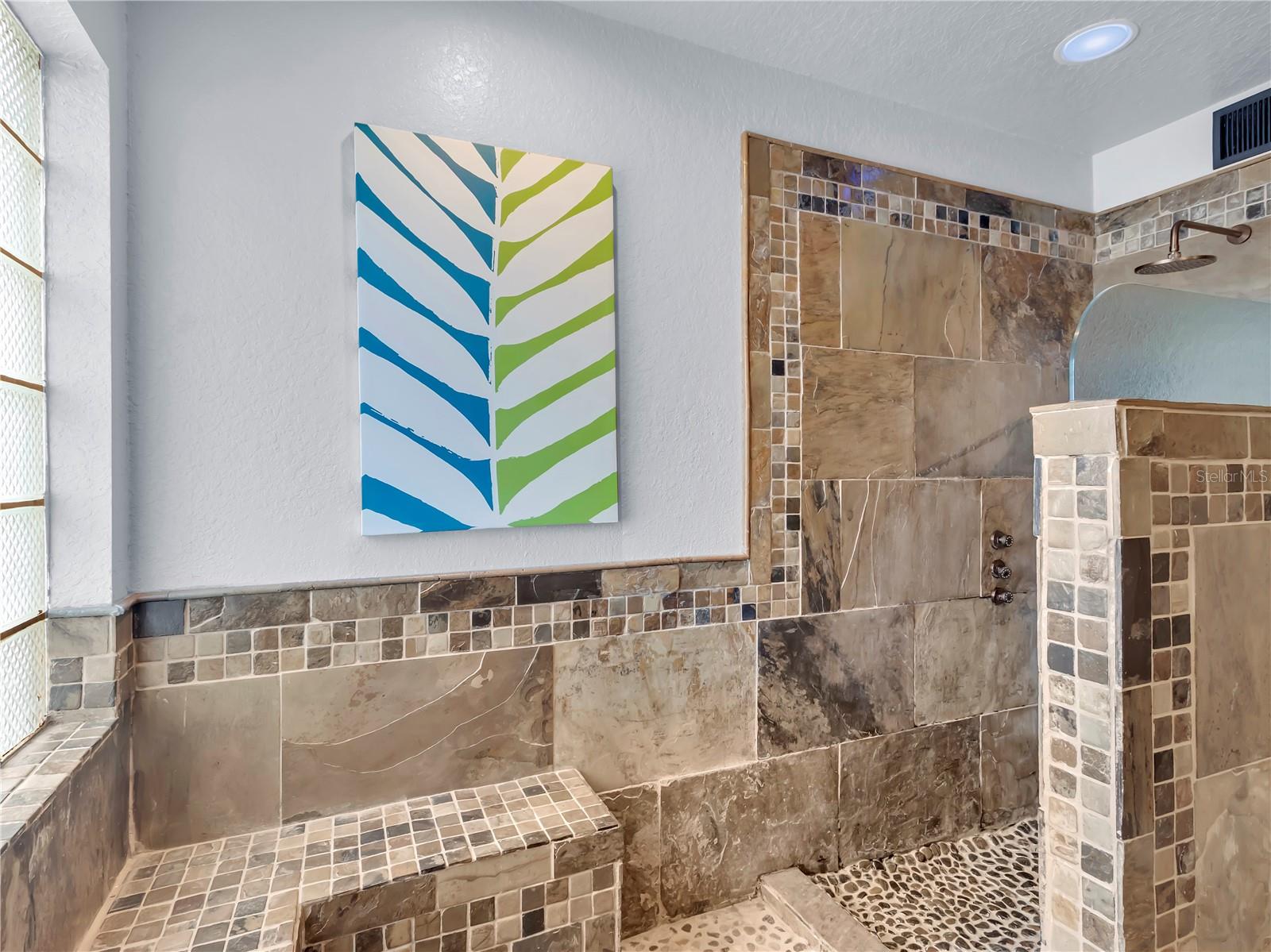 HUNTINGTON RIDGE - Residential