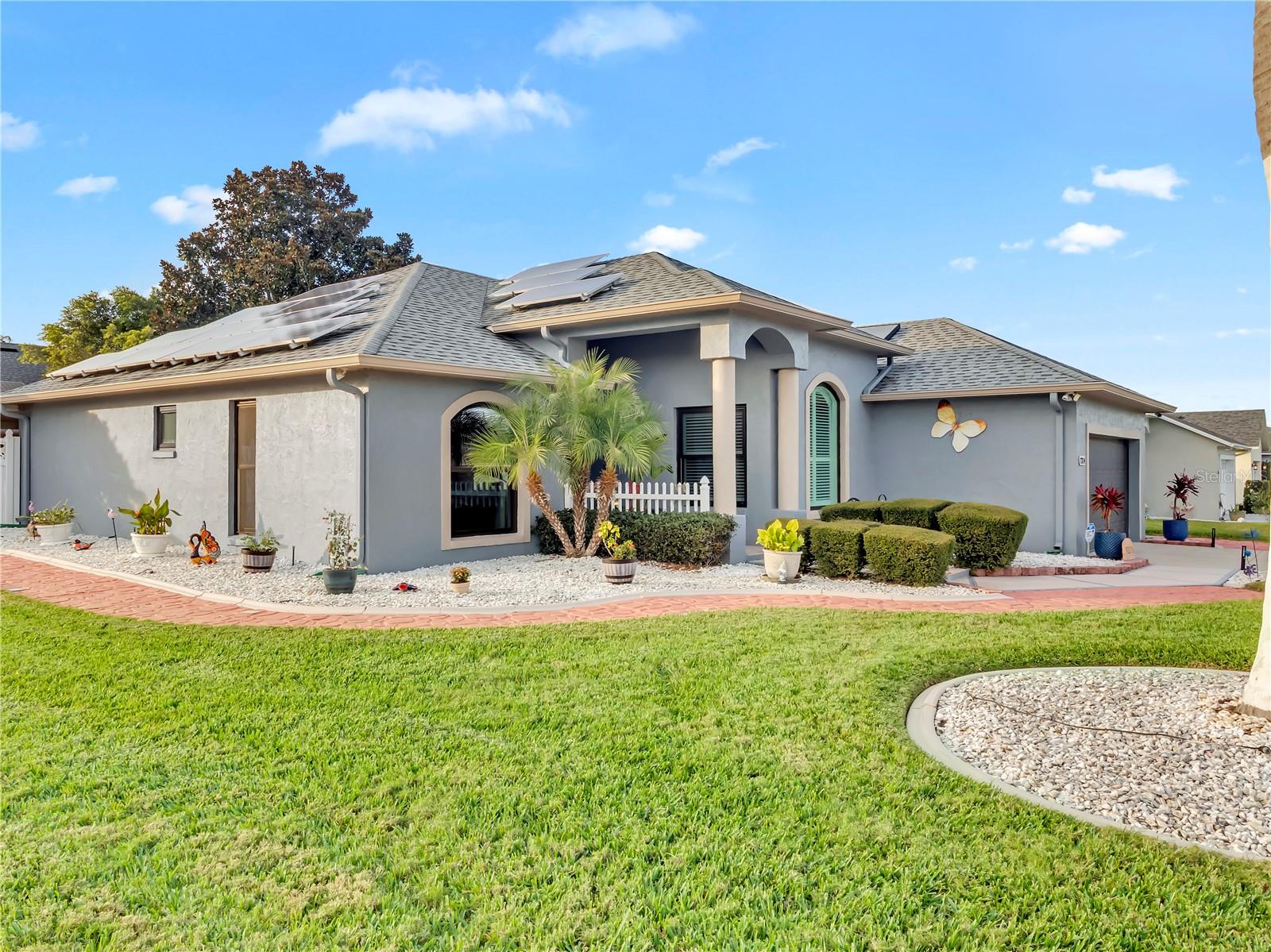 HUNTINGTON RIDGE - Residential