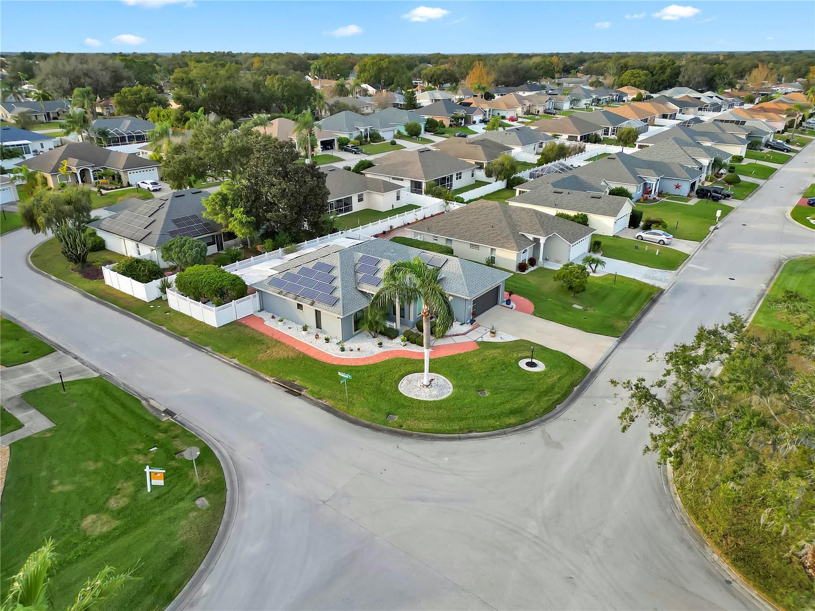 HUNTINGTON RIDGE - Residential