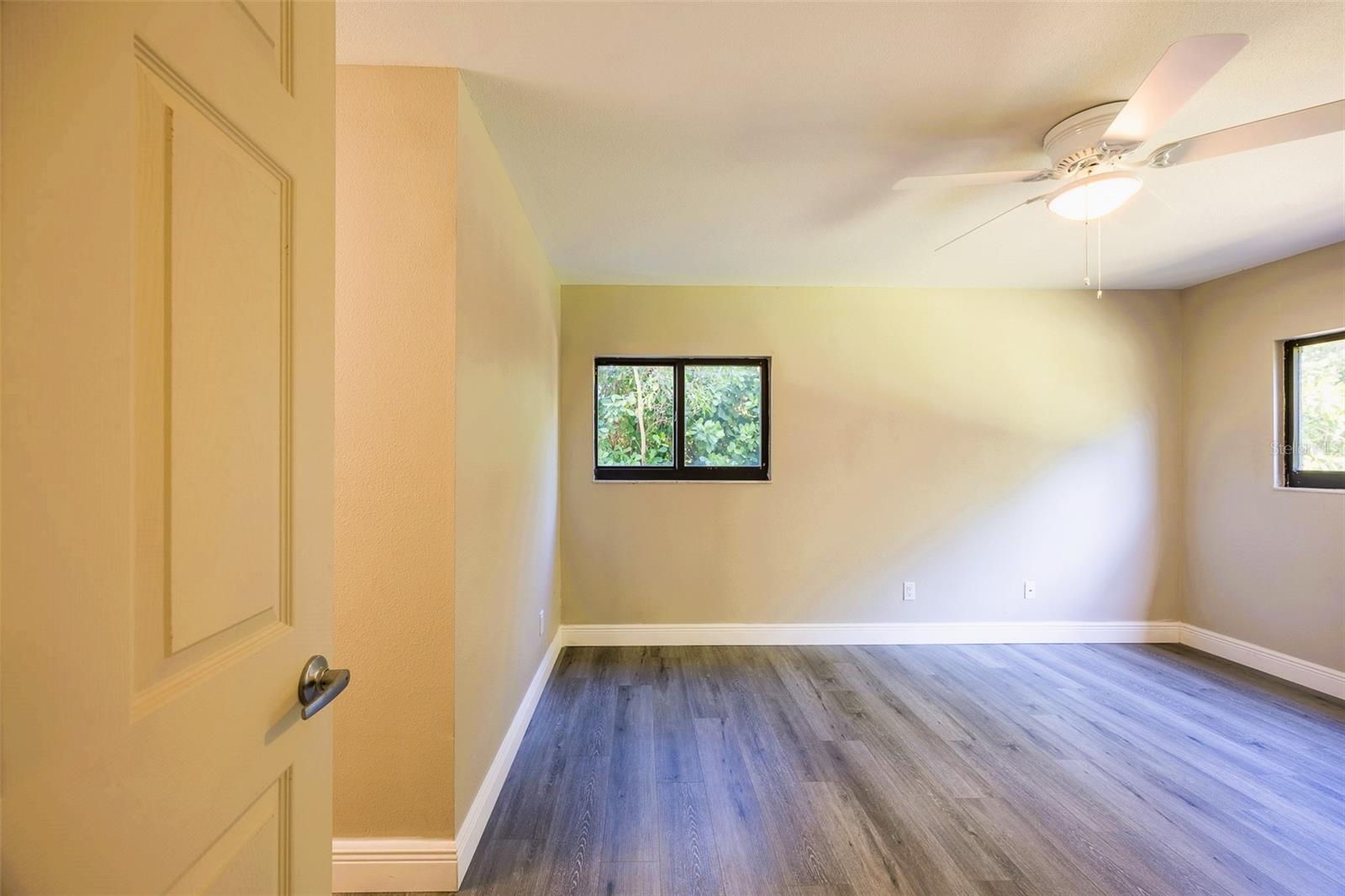 TIMBERLAKE CONDO 02 - Residential