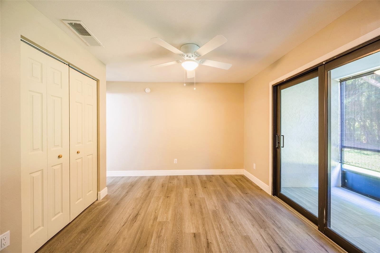 TIMBERLAKE CONDO 02 - Residential