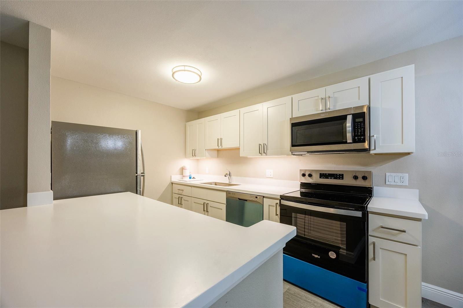 TIMBERLAKE CONDO 02 - Residential