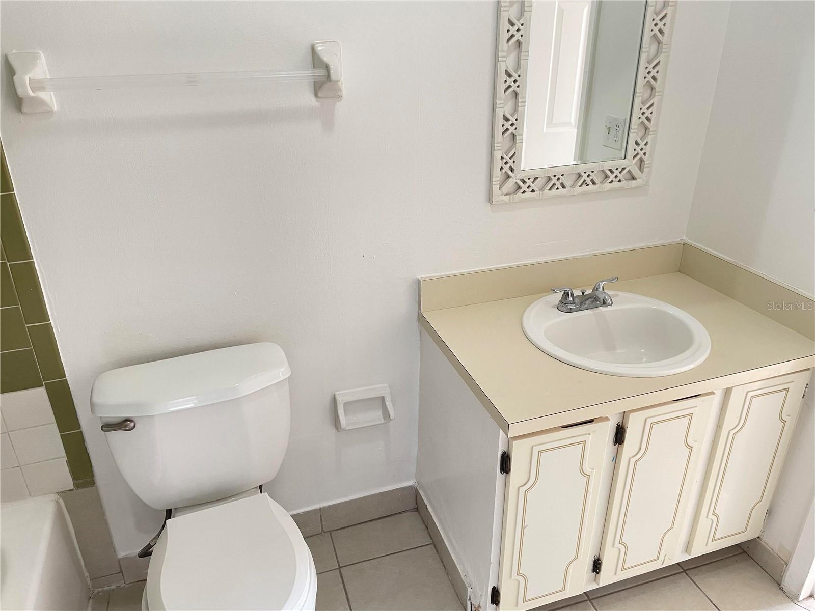 HUNTINGTON ON GREEN CONDO - Residential Lease