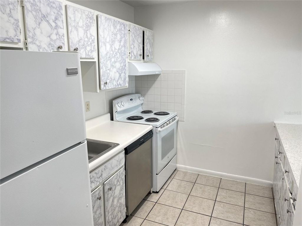 Photo of 2352 Huntington Green Court #7, Orlando, FL 32839 (MLS # O6389769)
