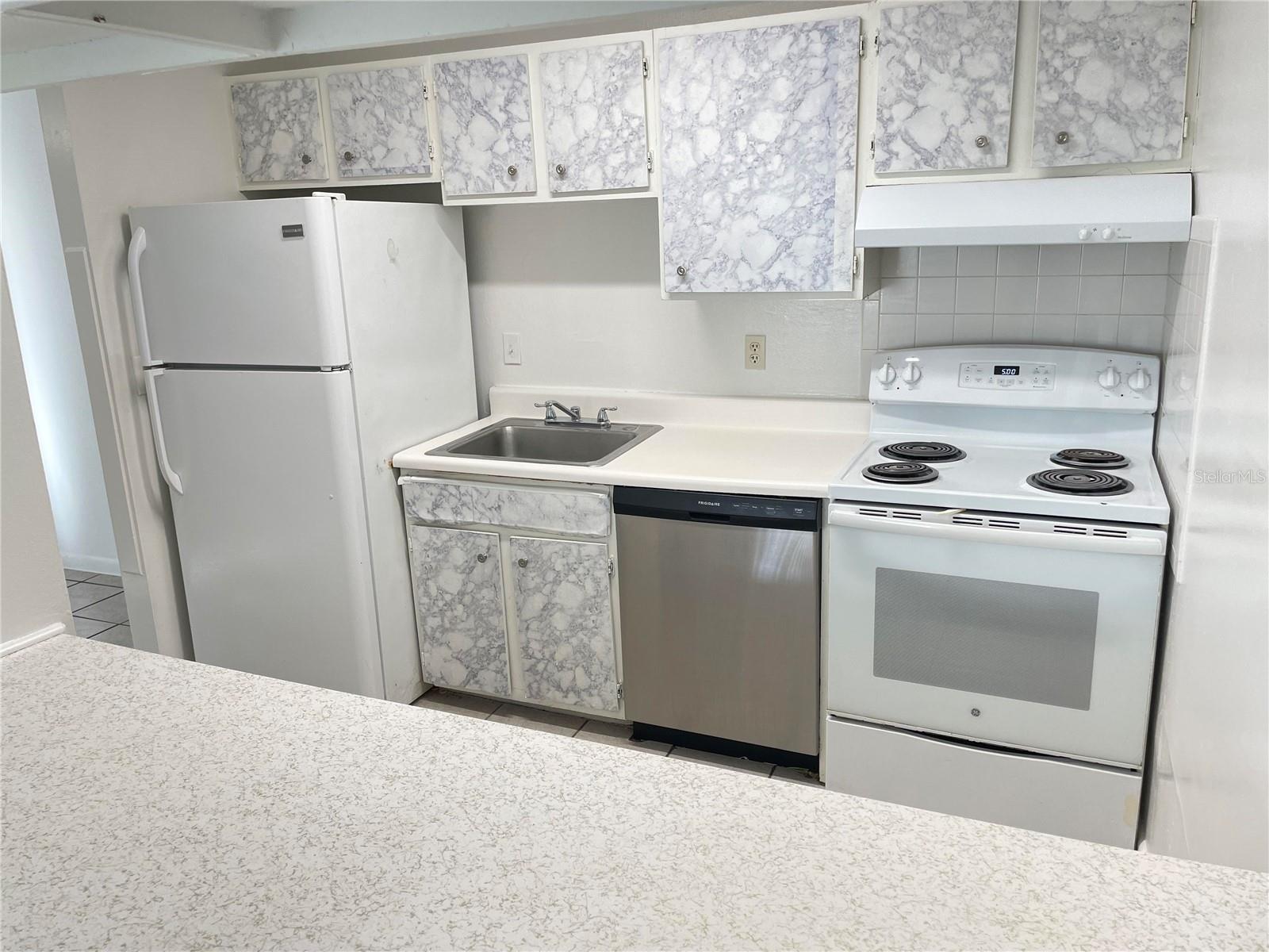 HUNTINGTON ON GREEN CONDO - Residential Lease