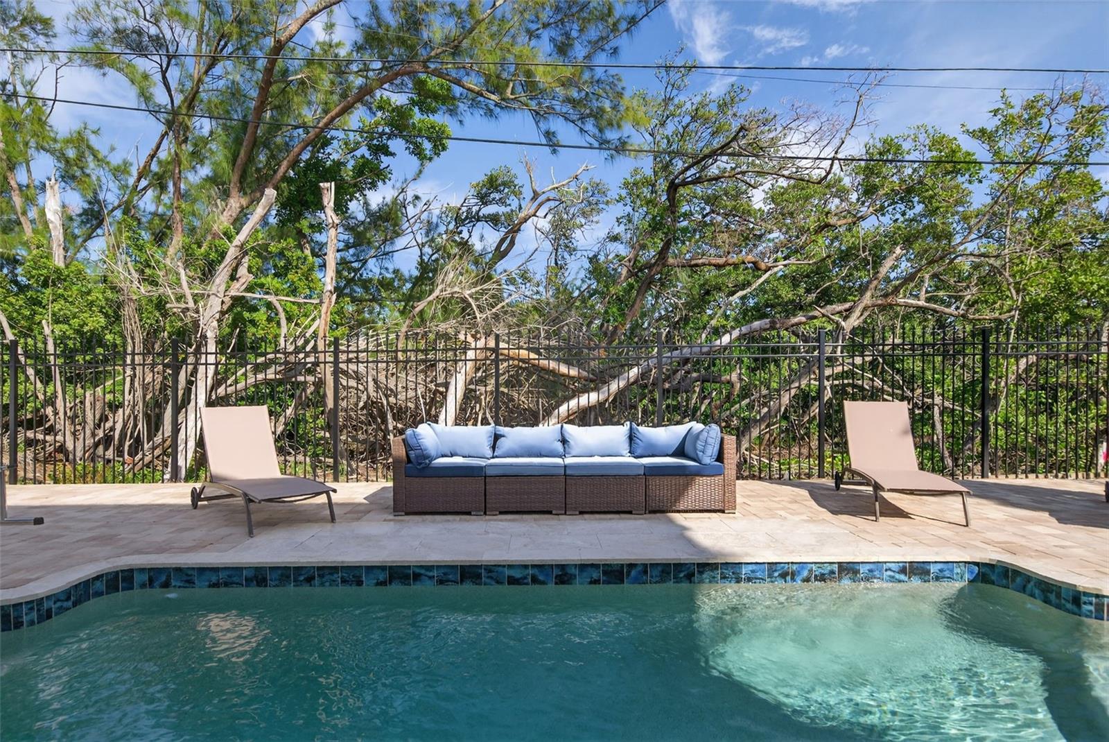 ILEXHURST - Residential