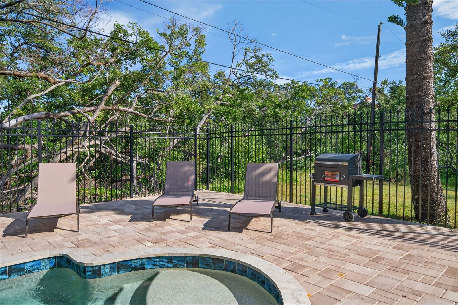 ILEXHURST - Residential