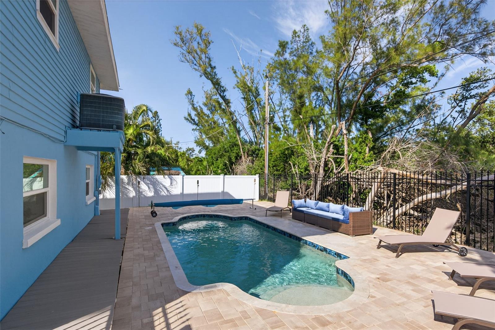 ILEXHURST - Residential