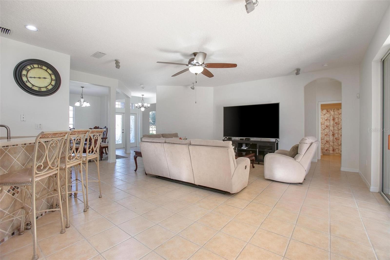 CRYSTAL COVE PH 02 - Residential