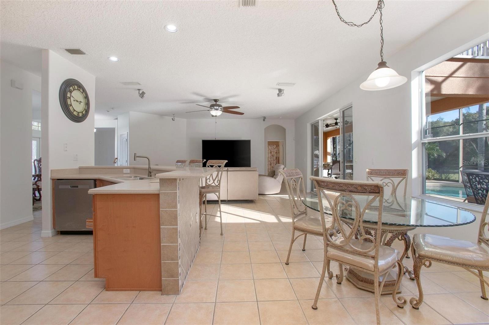 CRYSTAL COVE PH 02 - Residential