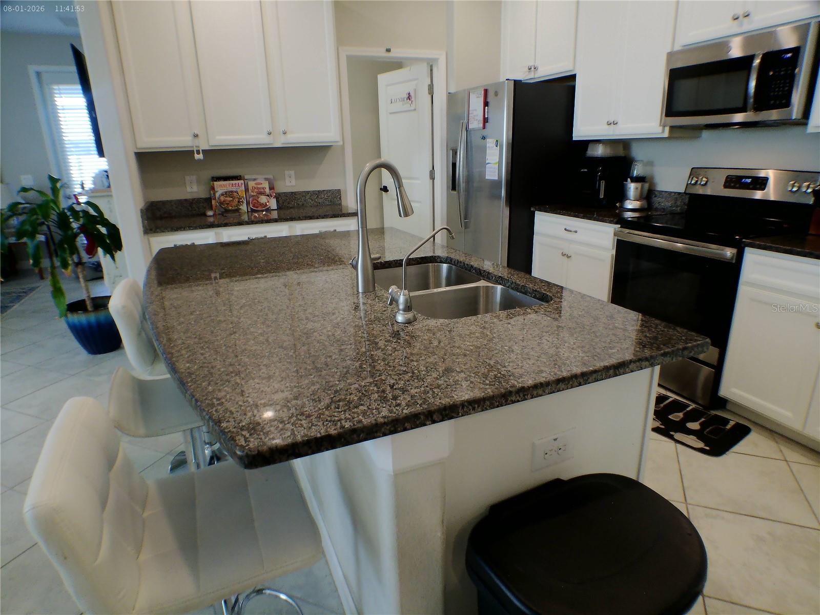 MEADOW POINTE 4 PRCL E & F PROV - Residential