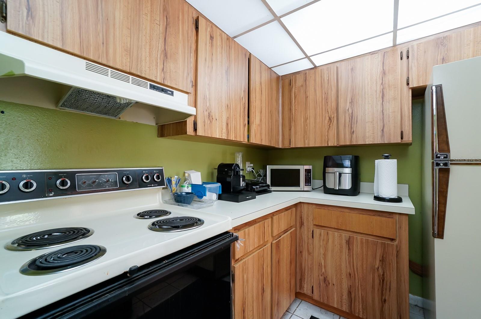 130 JASMINE WOODS COURT 7B