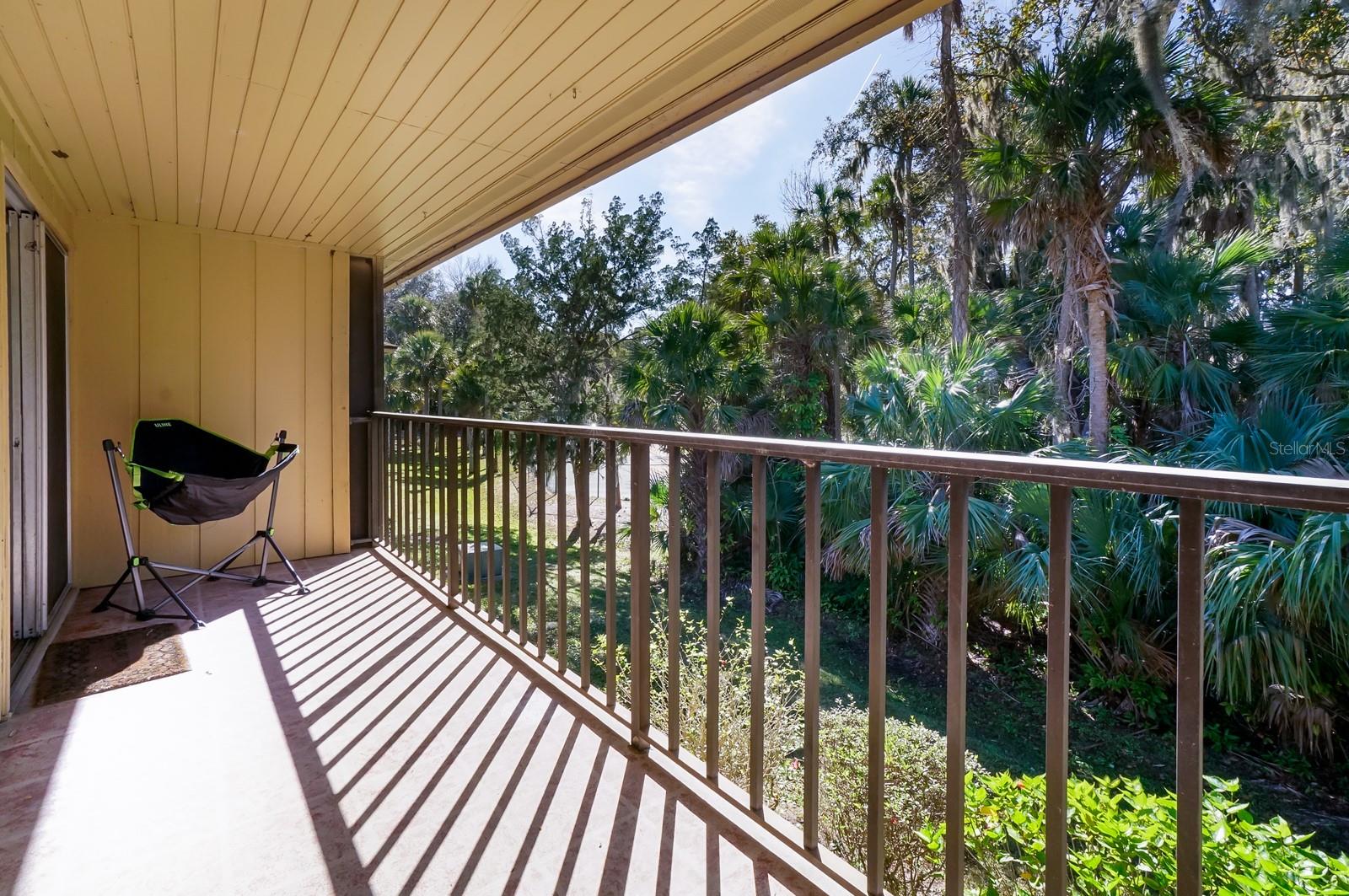 LAKESIDE CONDO APTS - Residential