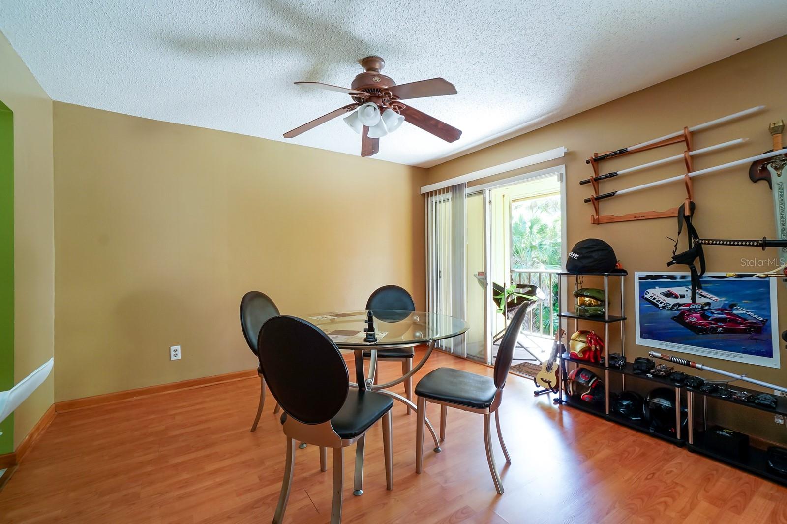 LAKESIDE CONDO APTS - Residential