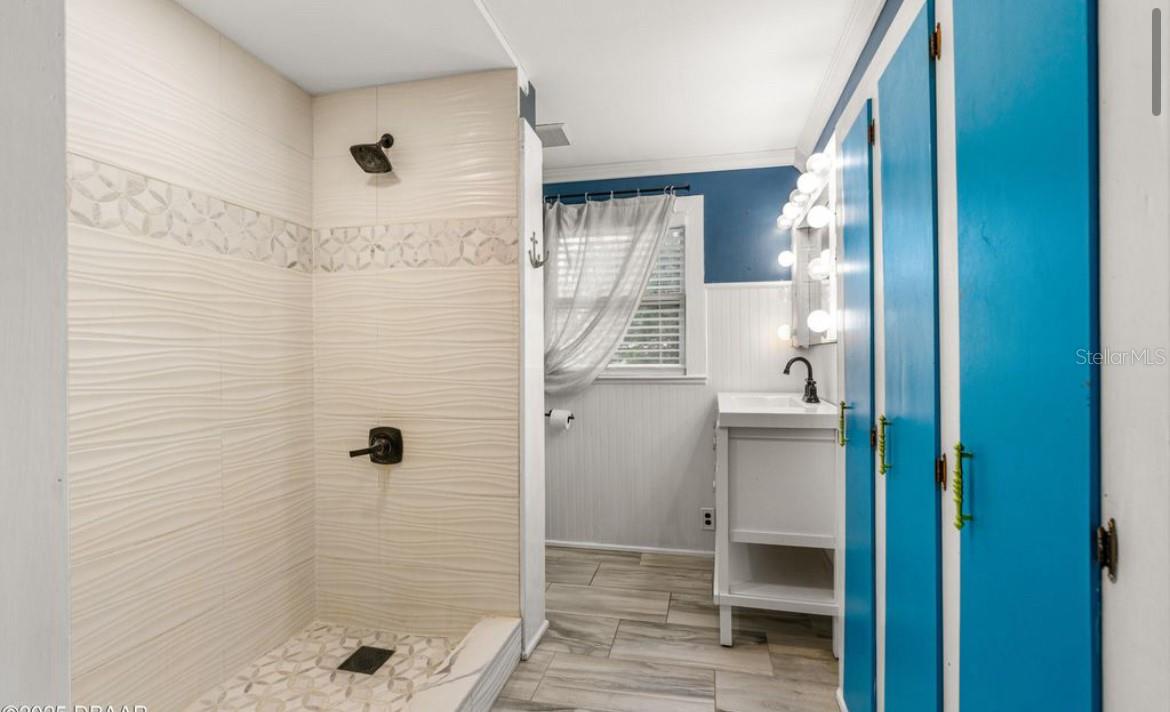 TURNBULL SHORES - Residential