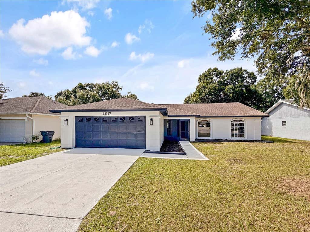 Photo of 2617 Sundance Circle, Mulberry, FL 33860 (MLS # R4911670)