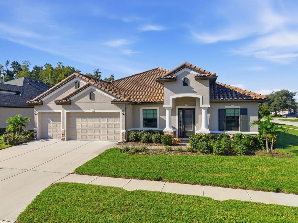 Photo of 814 Tirano Way, Ruskin, FL 33573 (MLS # TB8558260)