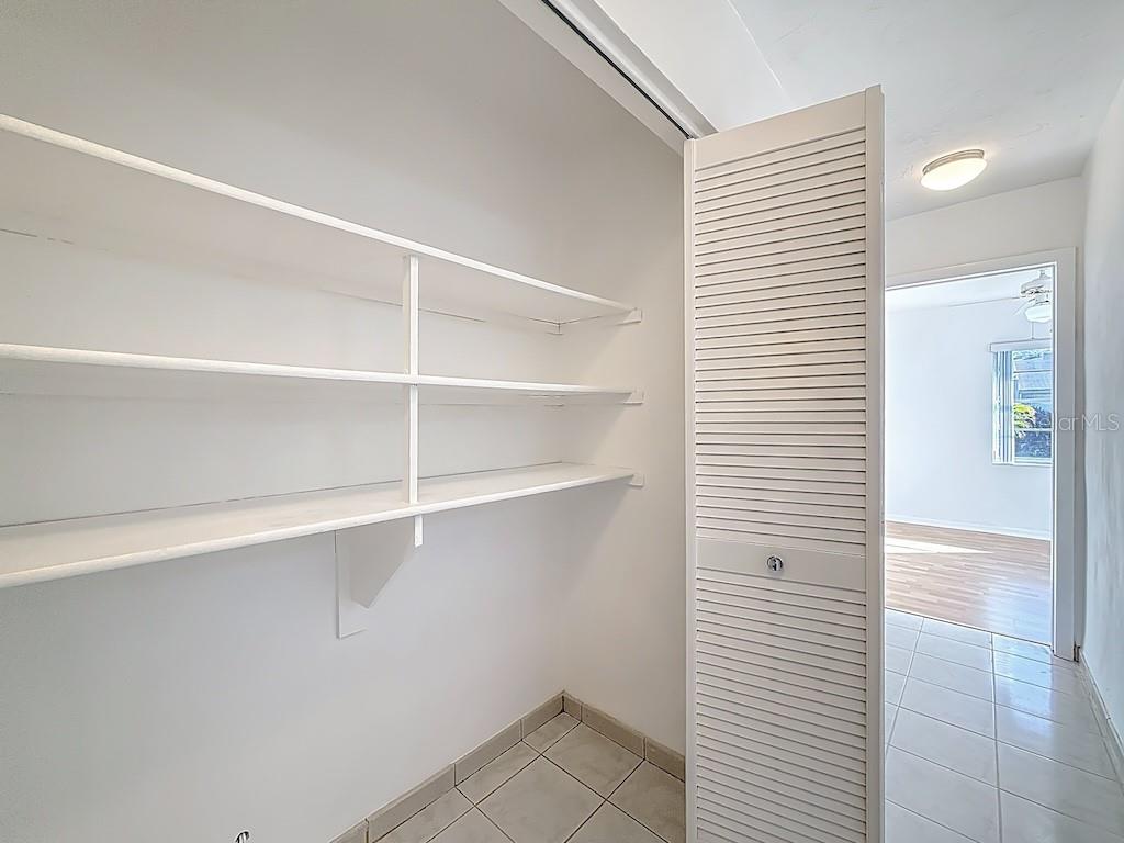 DEVON AIRE VILLAS SEC 05 - Residential