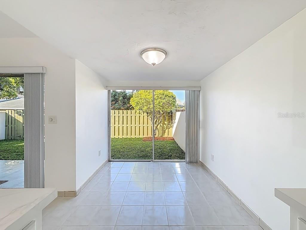 DEVON AIRE VILLAS SEC 05 - Residential