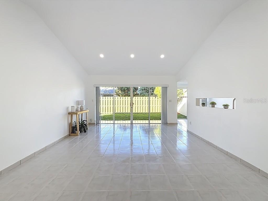 DEVON AIRE VILLAS SEC 05 - Residential