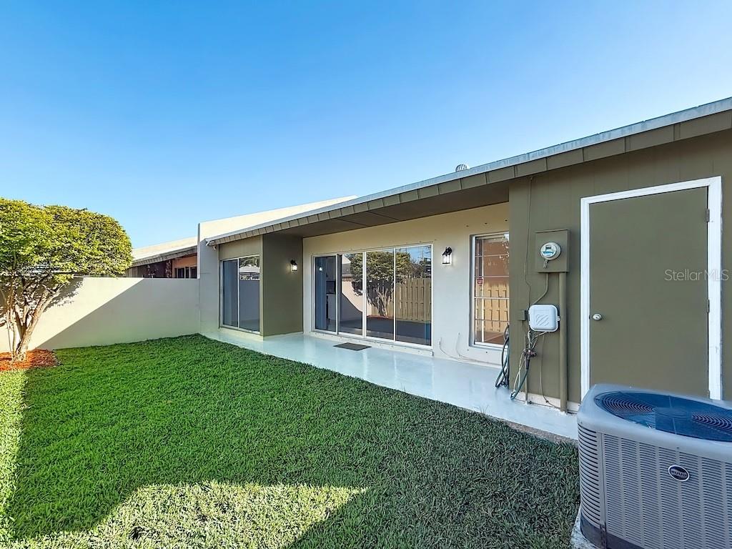 DEVON AIRE VILLAS SEC 05 - Residential