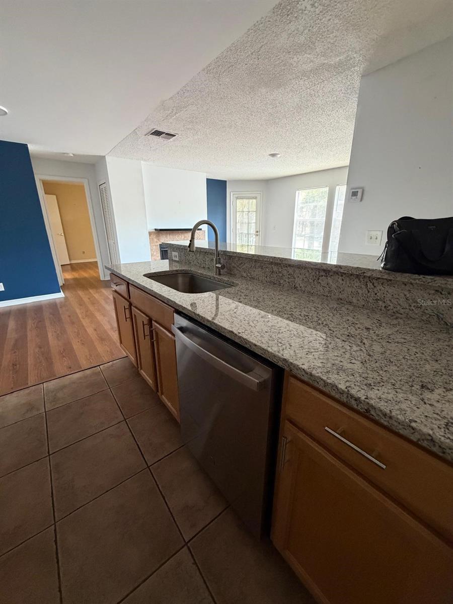 CENTRAL PARK - Residential Lease