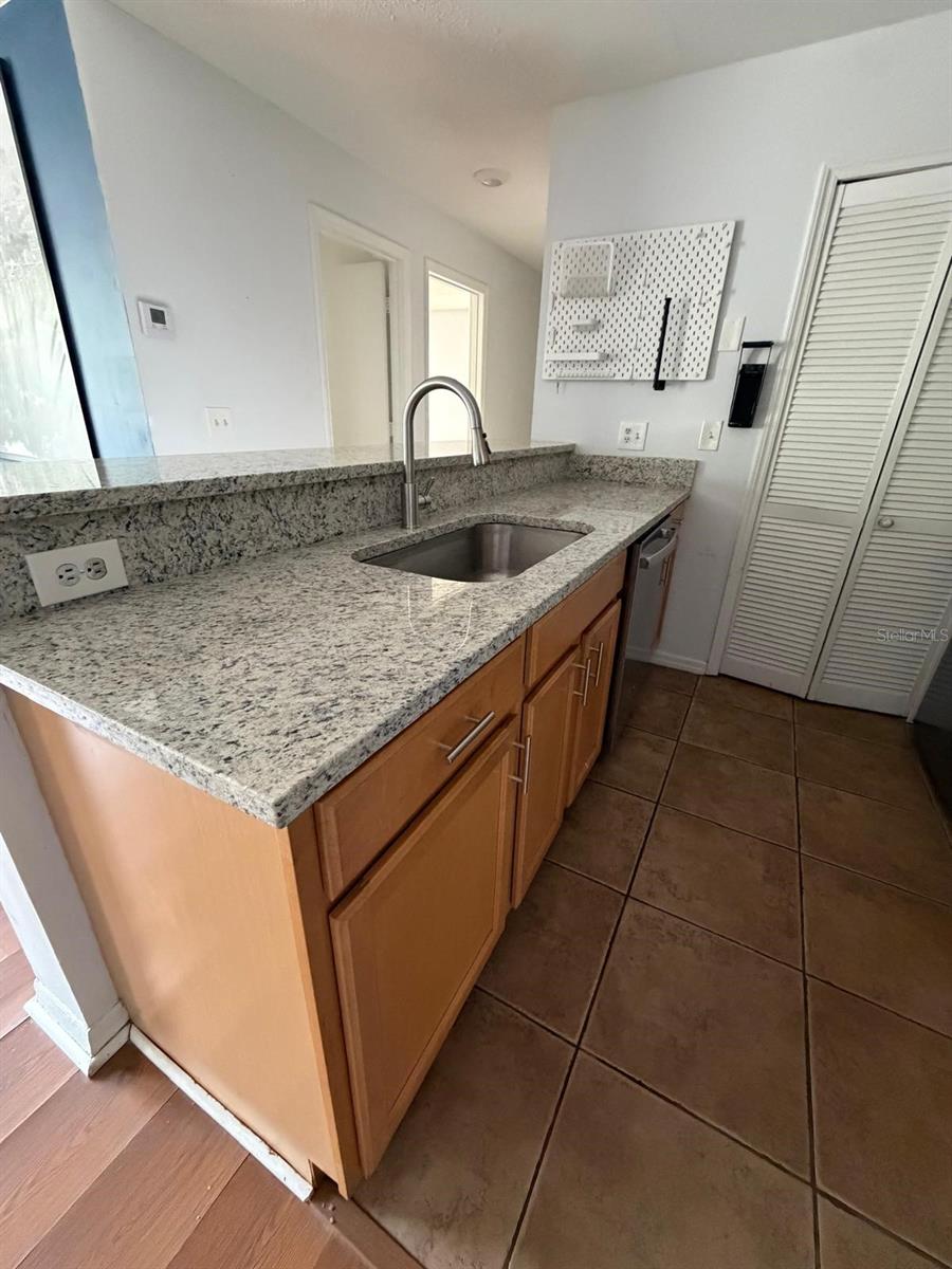CENTRAL PARK - Residential Lease