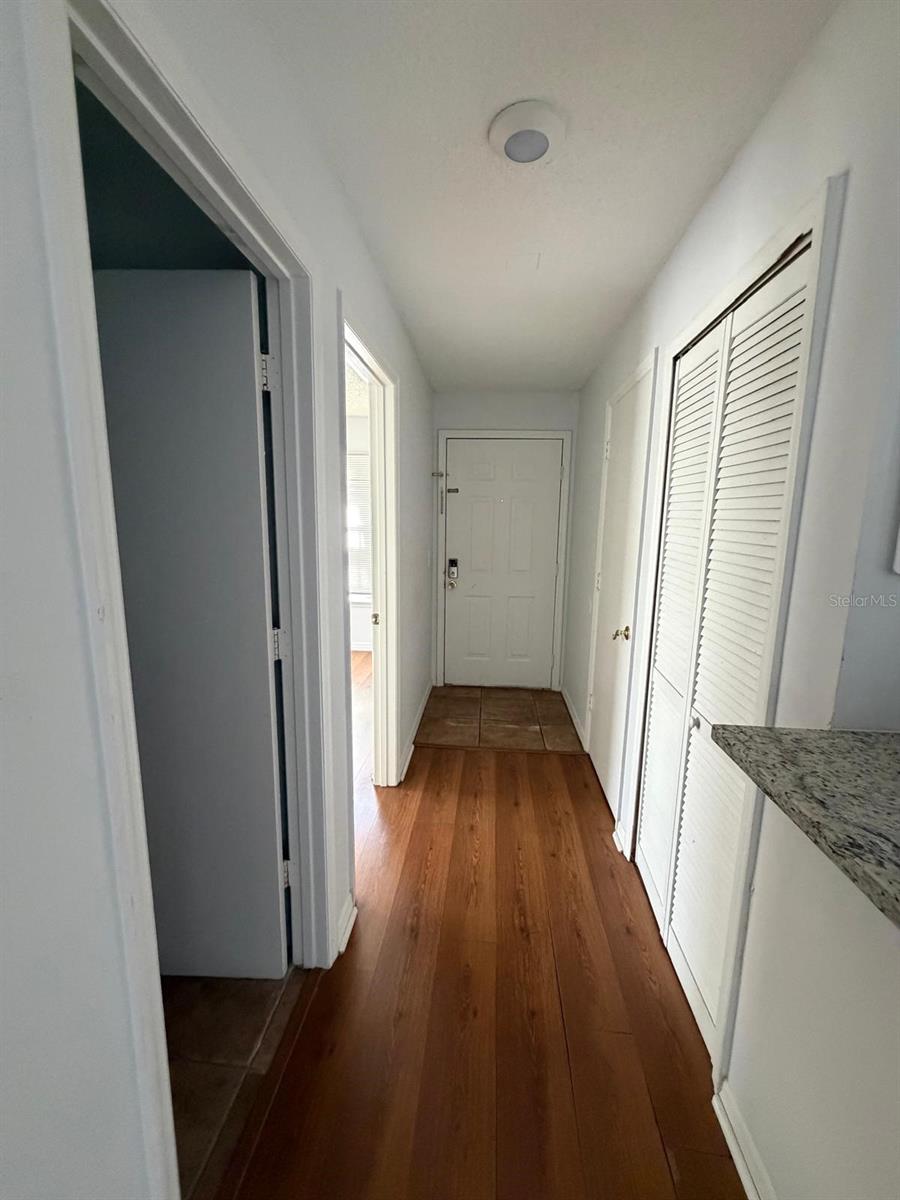 CENTRAL PARK - Residential Lease