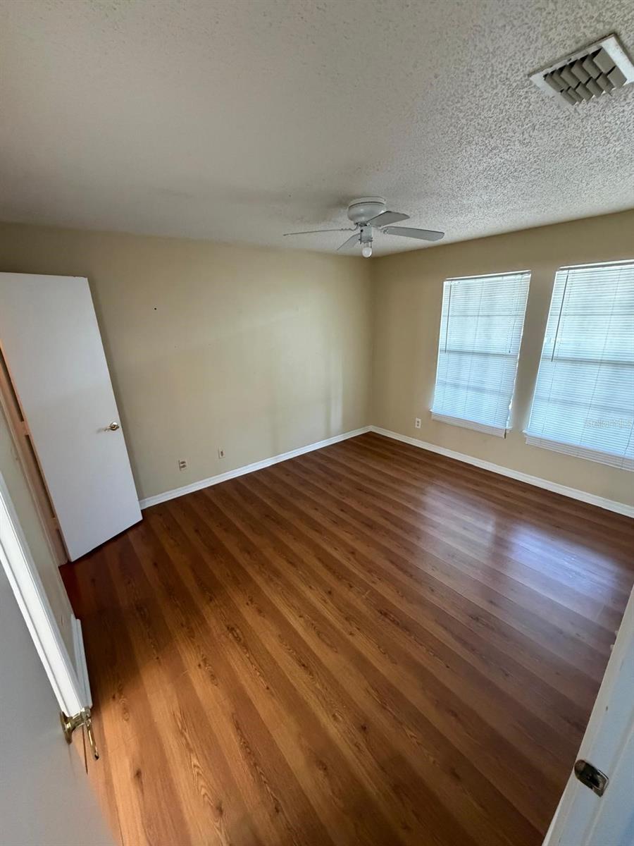 CENTRAL PARK - Residential Lease