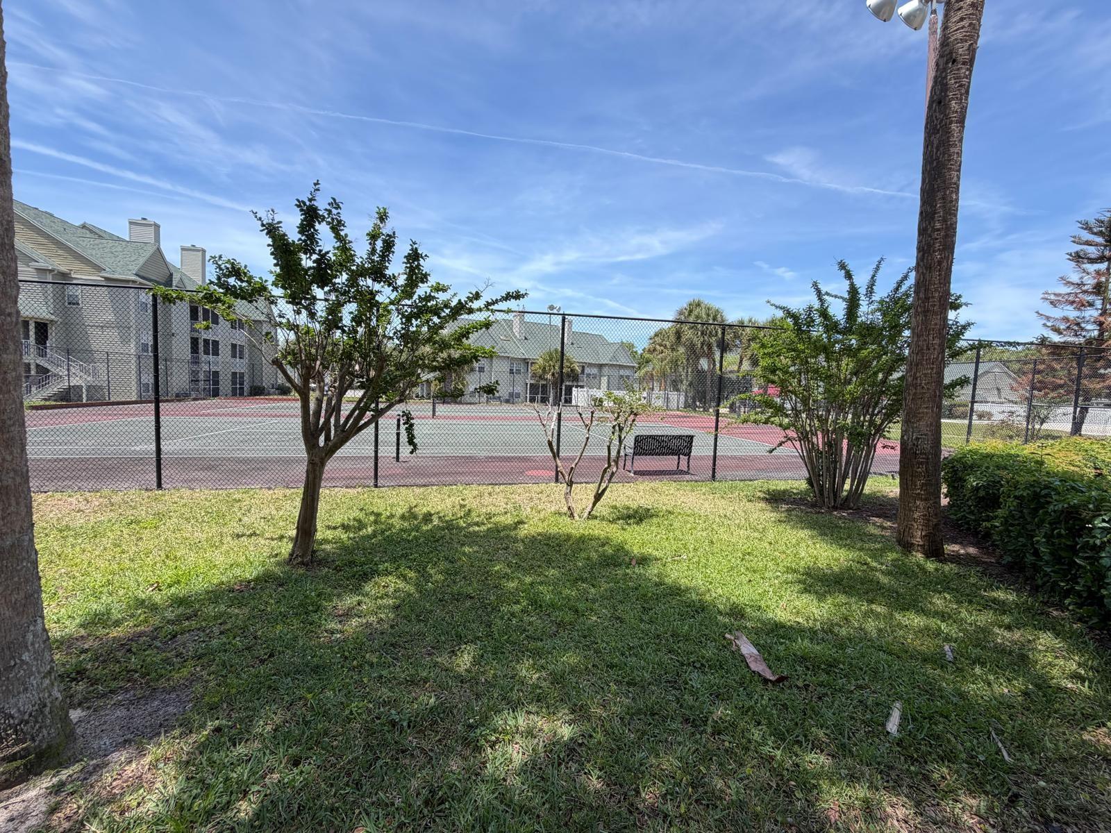 CENTRAL PARK - Residential Lease