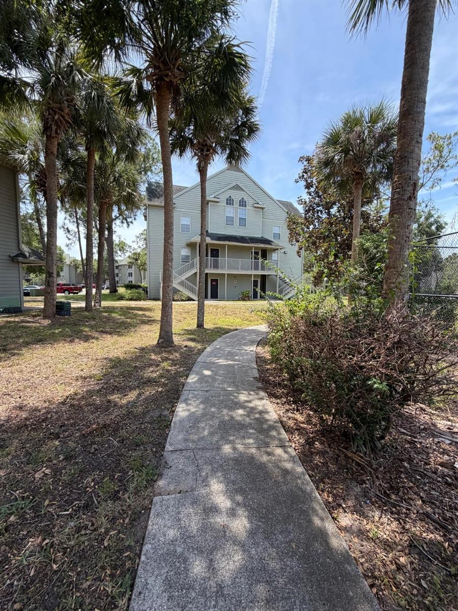 CENTRAL PARK - Residential Lease