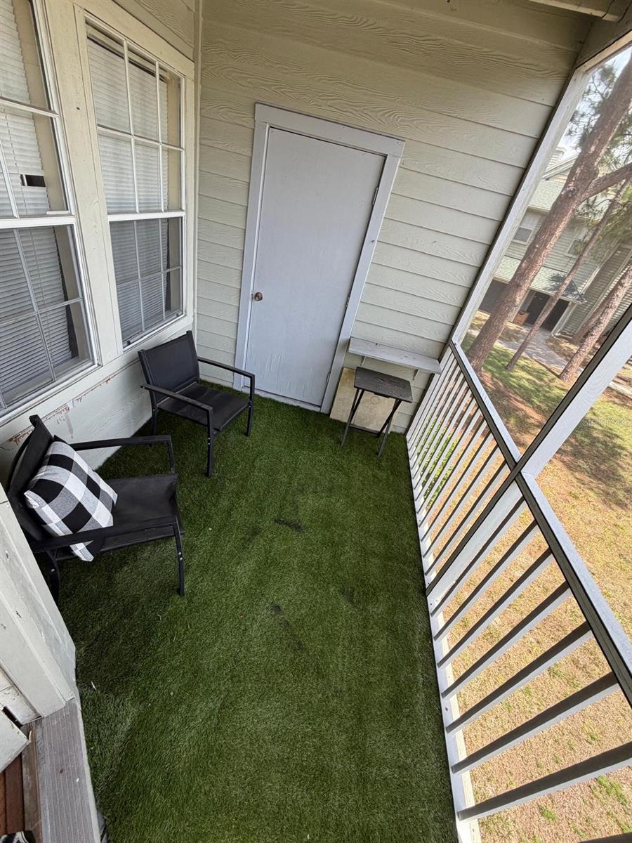 CENTRAL PARK - Residential Lease