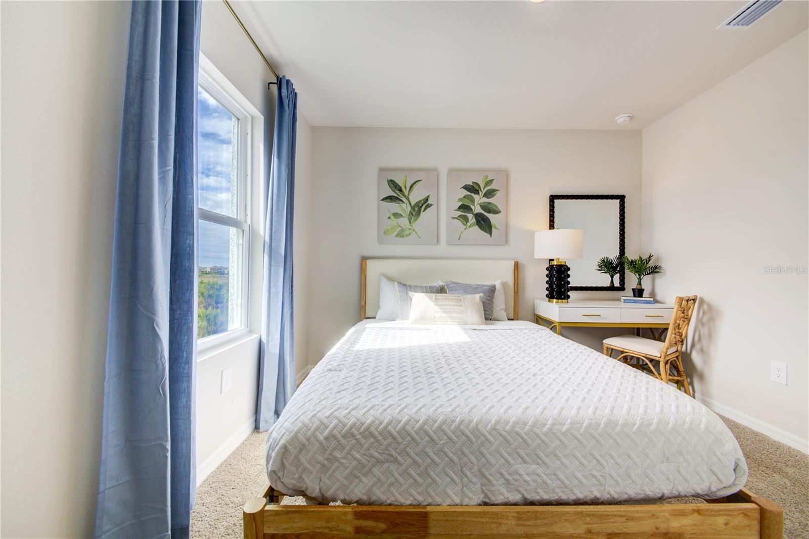 GARDENS AT BAY STREET - Residential