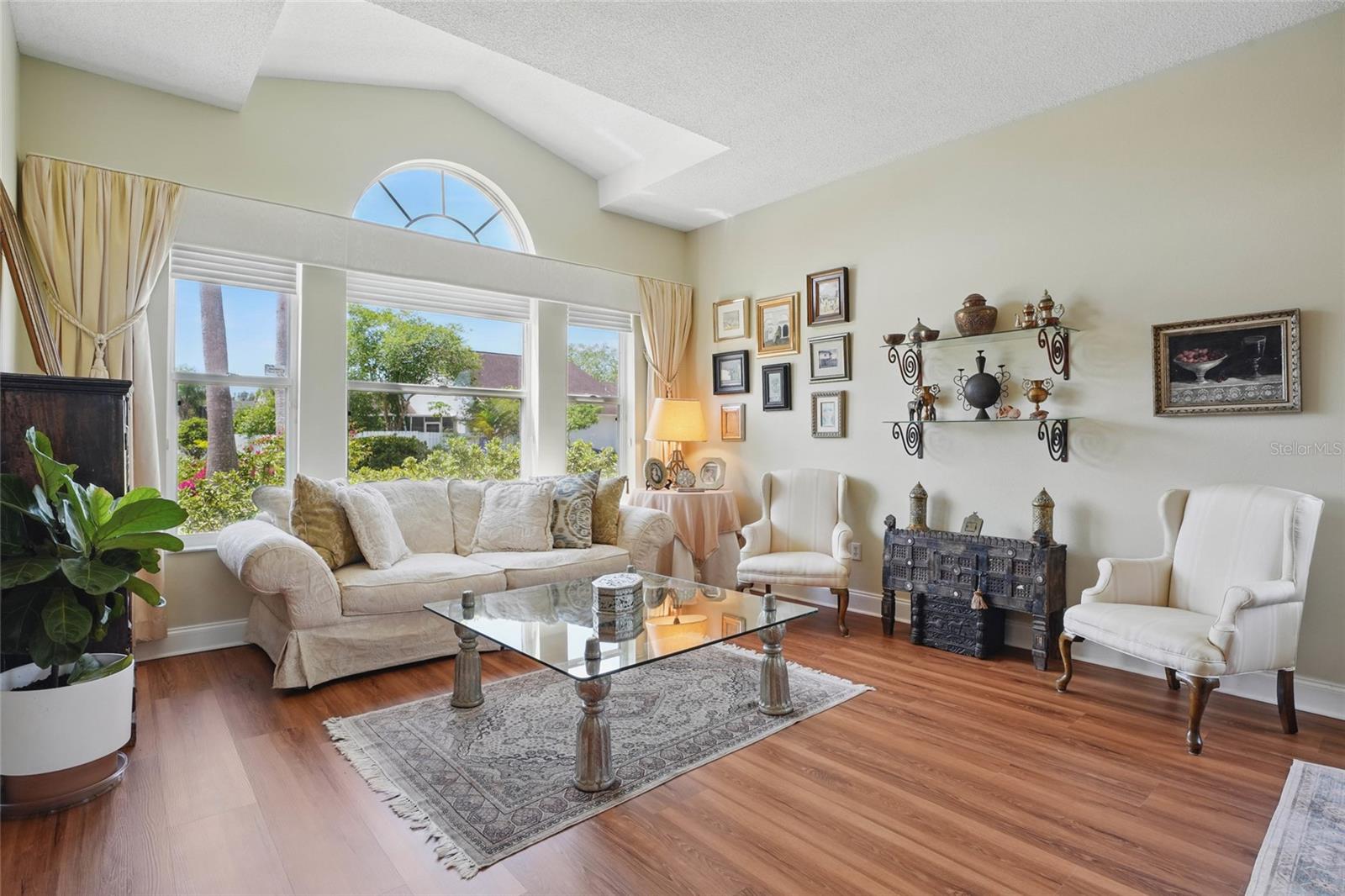 9915 KONA ISLE COURT