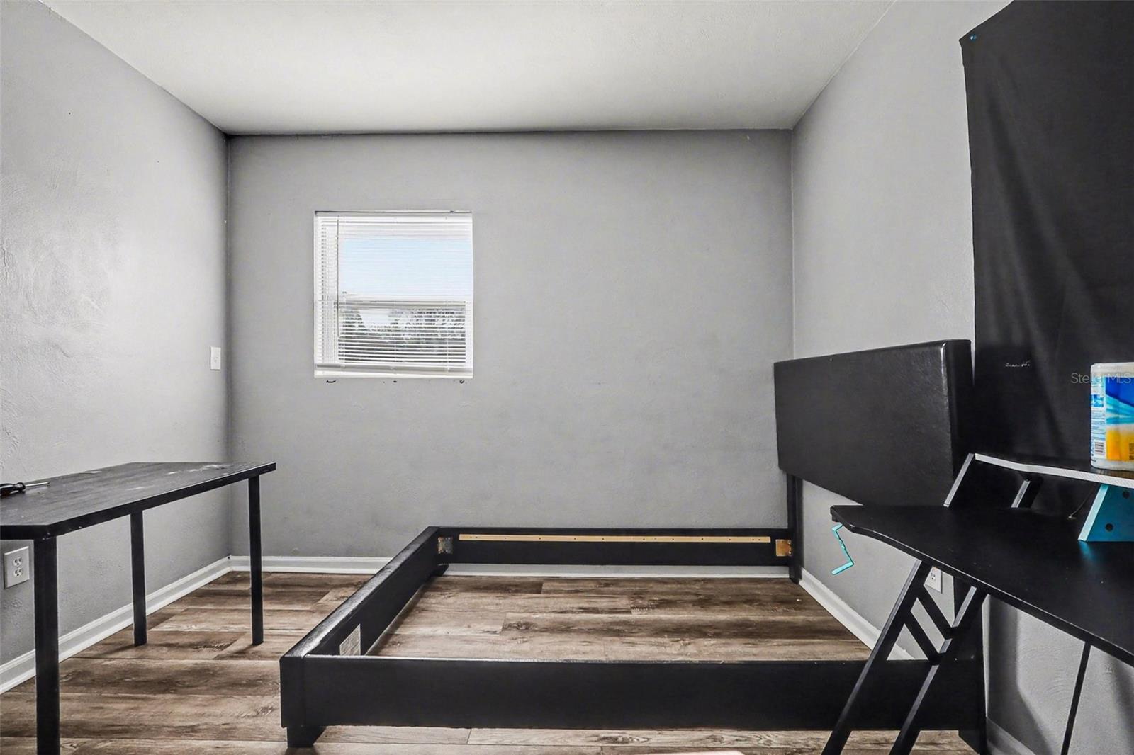 COUNTRY CLUB ESTATES RESUB PT - Residential