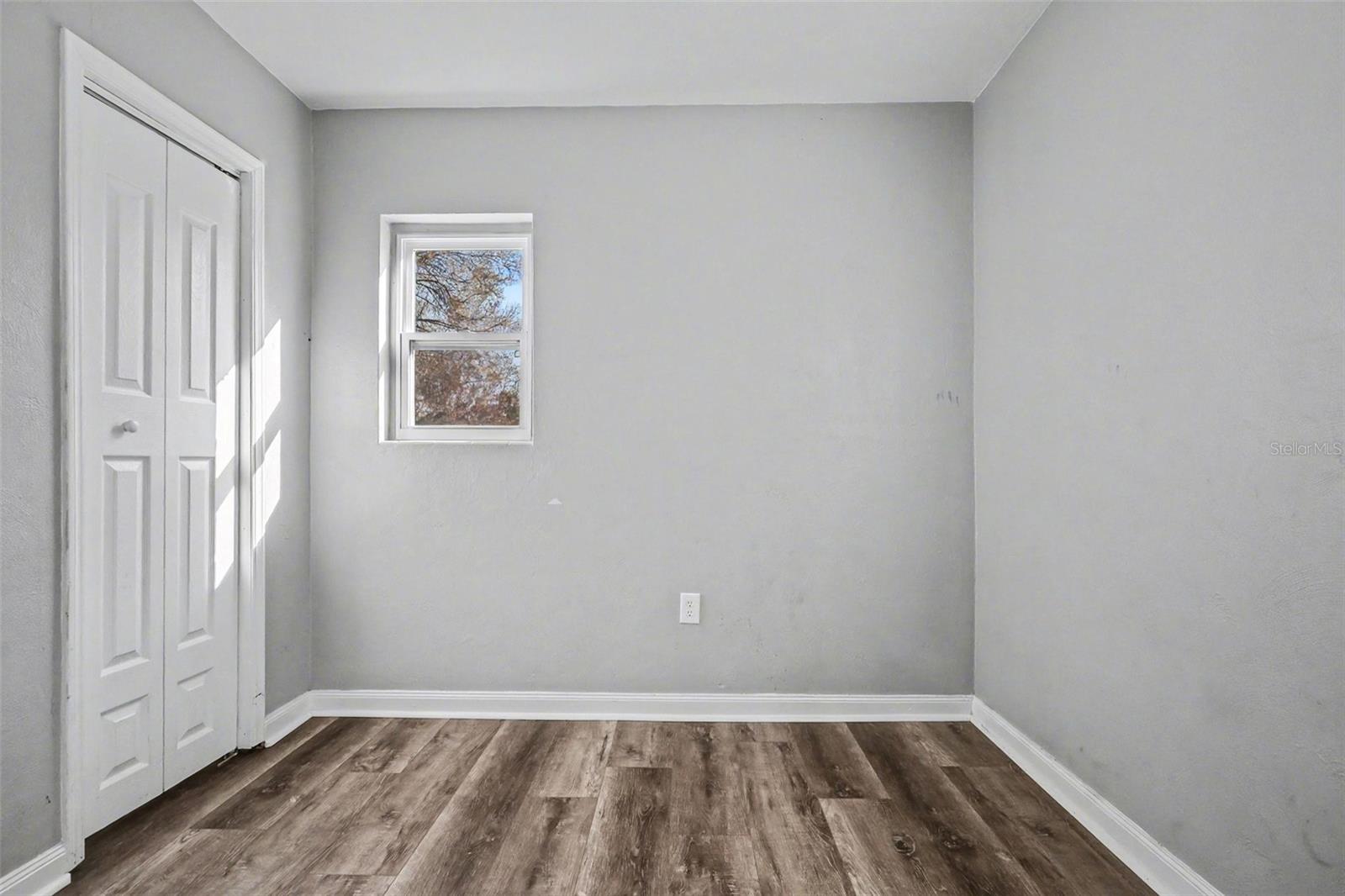 COUNTRY CLUB ESTATES RESUB PT - Residential