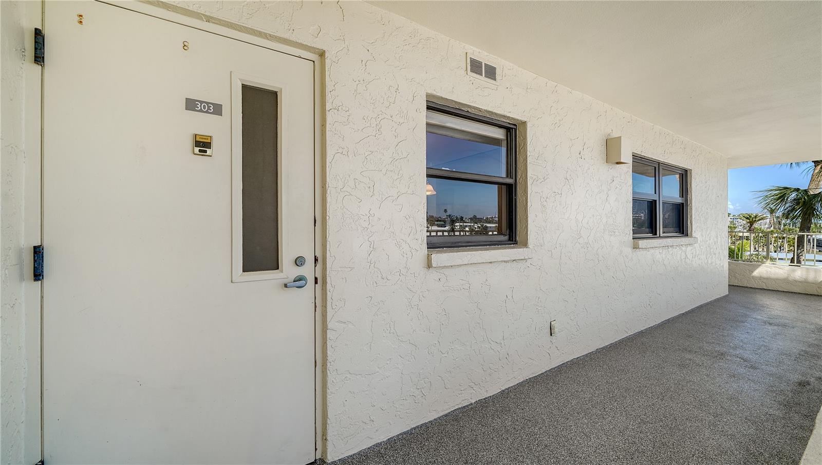 5780 MIDNIGHT PASS ROAD 303B