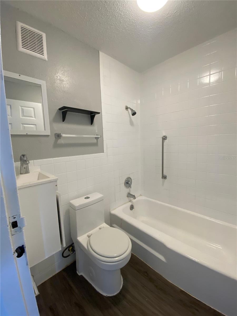 BON AIR ADD - Residential Lease