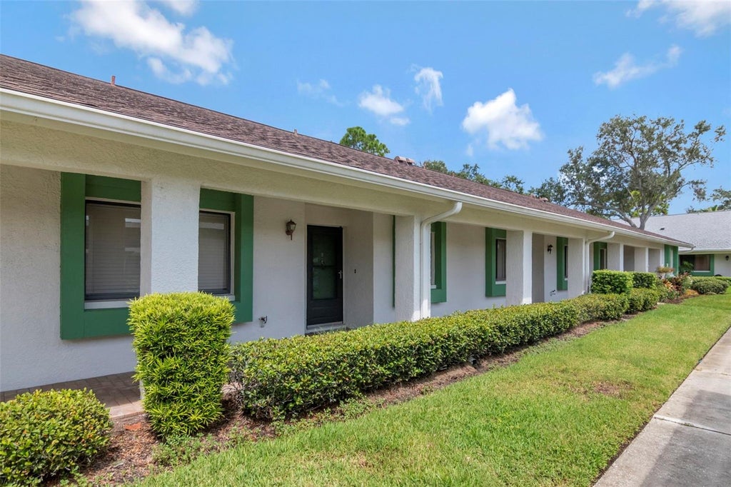 Photo of 2569 Laurelwood Drive #11B, Clearwater, FL 33763 (MLS # TB8549183)