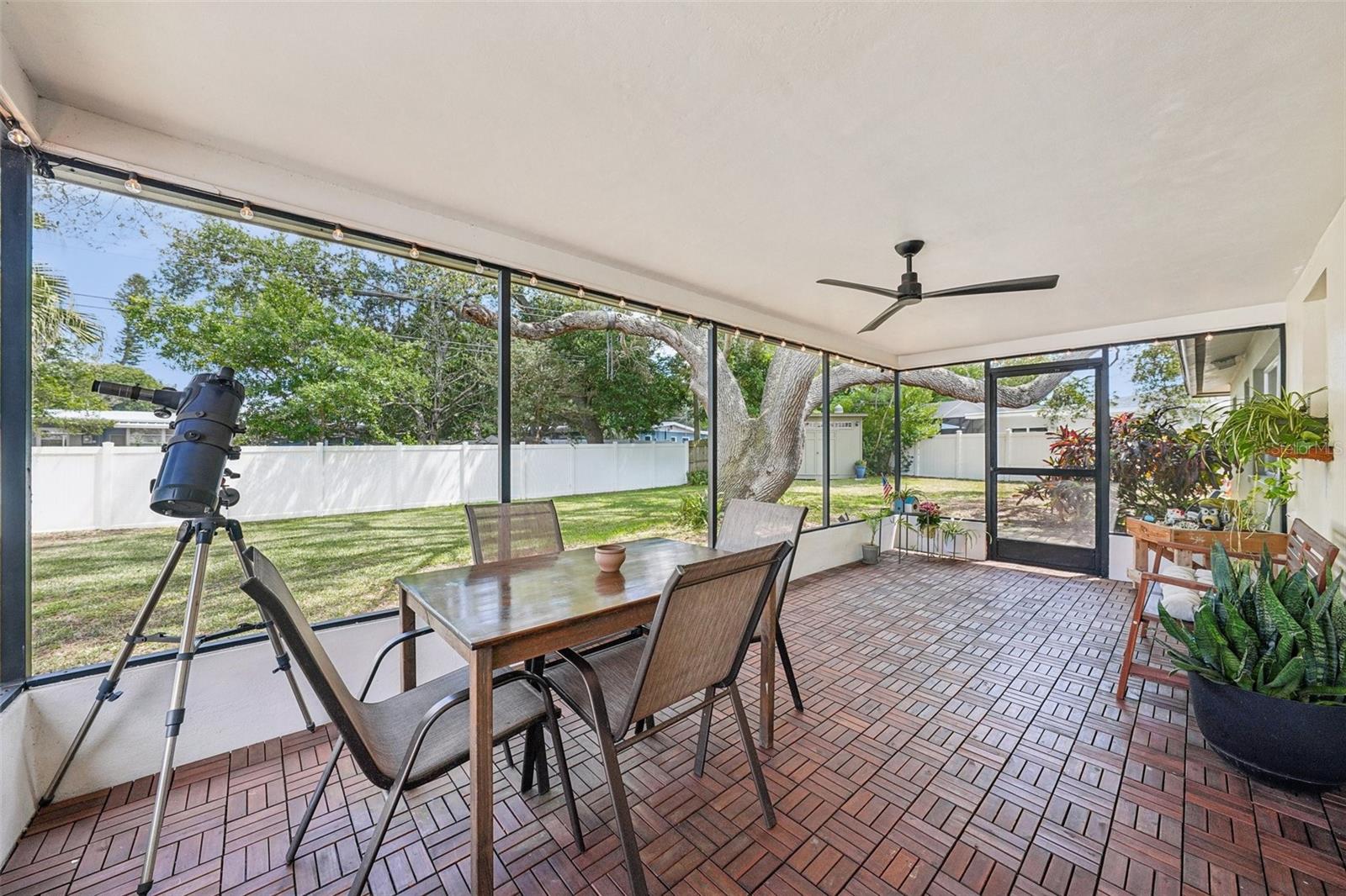 IMPERIAL GROVES - Residential