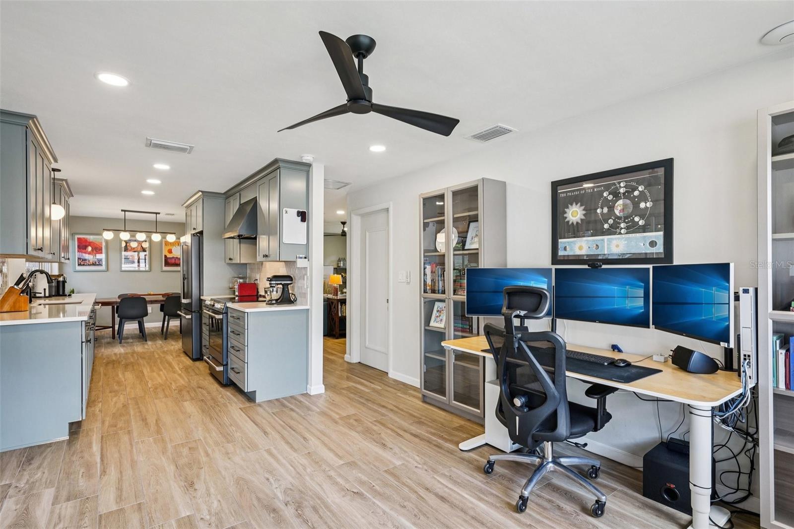 IMPERIAL GROVES - Residential