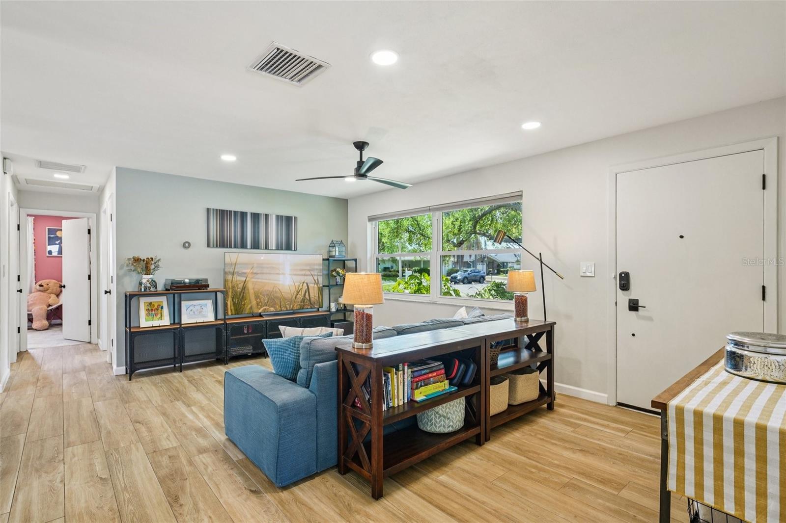 IMPERIAL GROVES - Residential