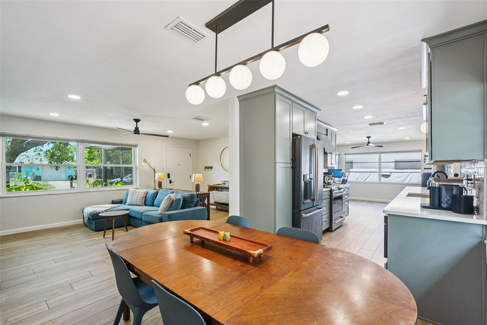 IMPERIAL GROVES - Residential